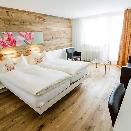 Kessler's Kulm 3* דאבוס