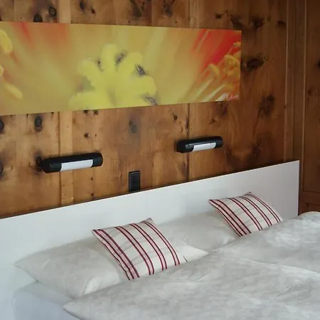 Kessler's Kulm 3* דאבוס